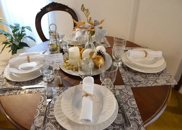 Historic Center - Elegant With Charming Antiques - Raffaello * Rome